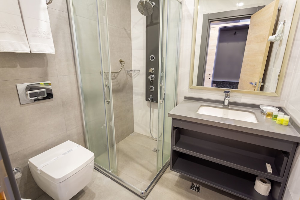 Deluxe Room - Photo 18
