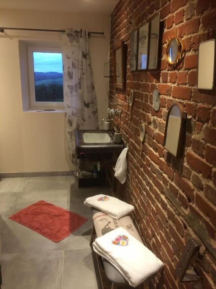 Comfort Double or Twin Room, Private Bathroom (Chambre NUIT) photo 3