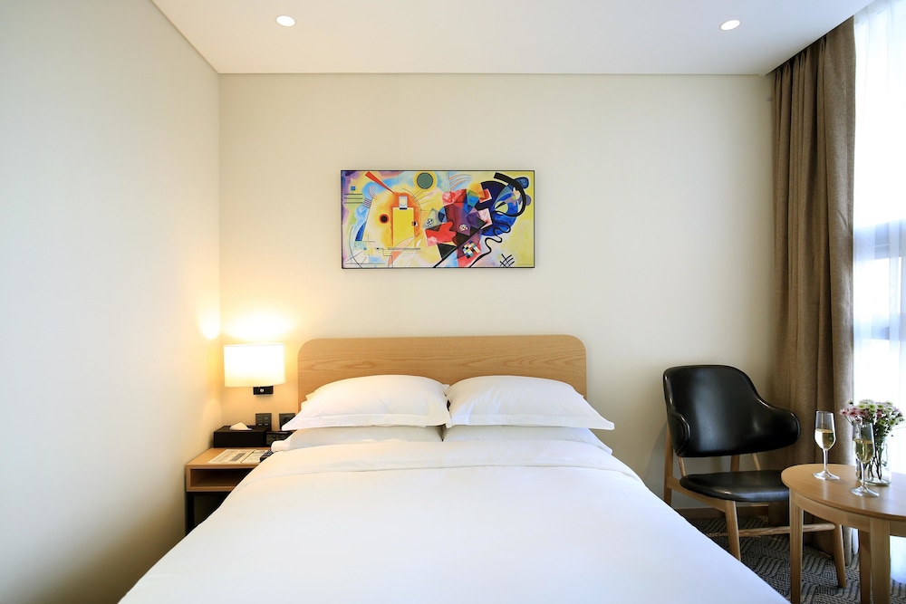 Standard Room, 1 Twin Bed, City View