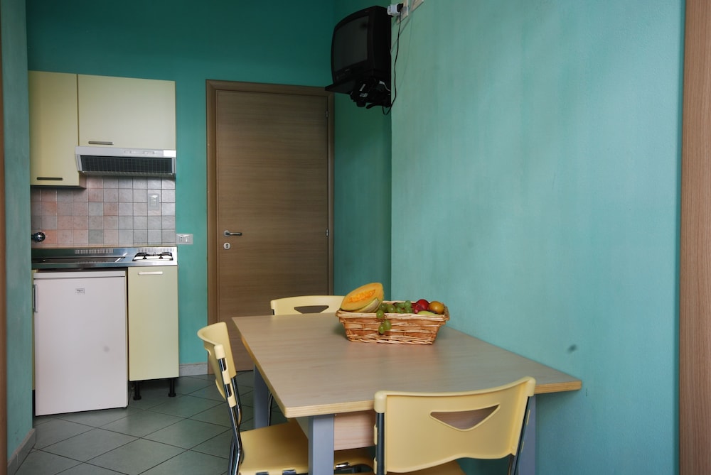 Economy Studio photo 3