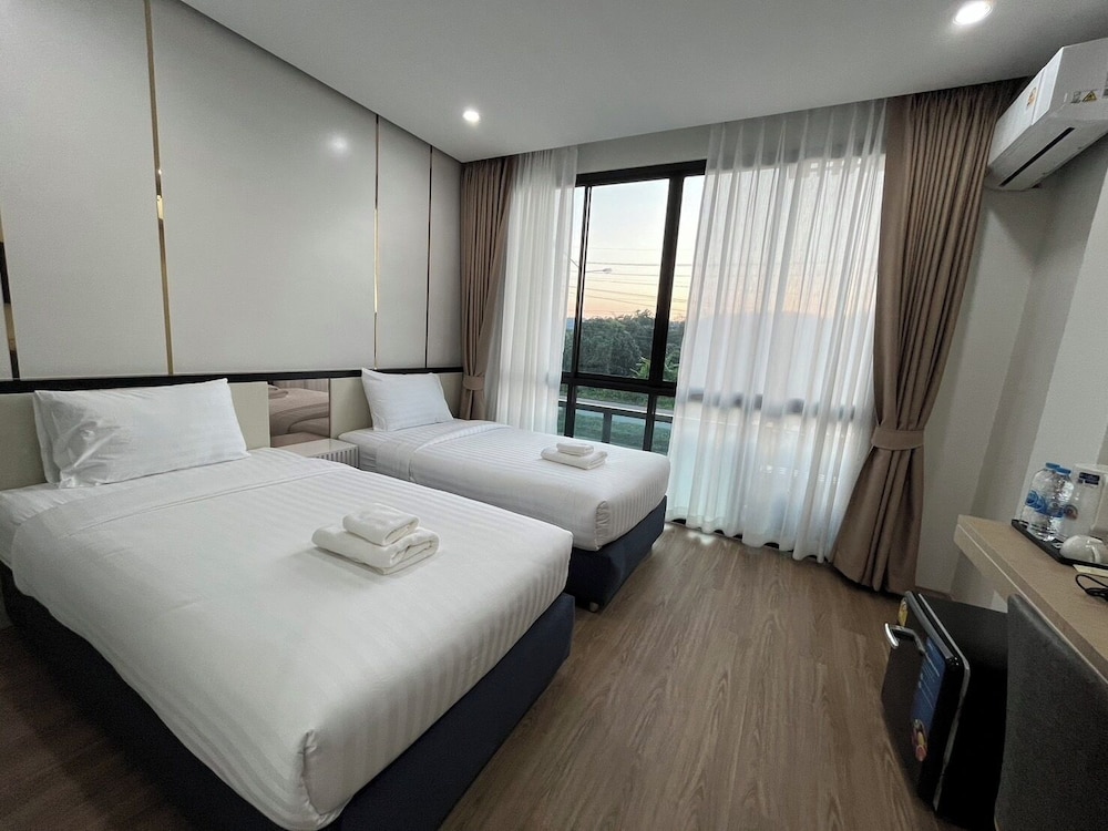 Classic Double Room, Mountain View