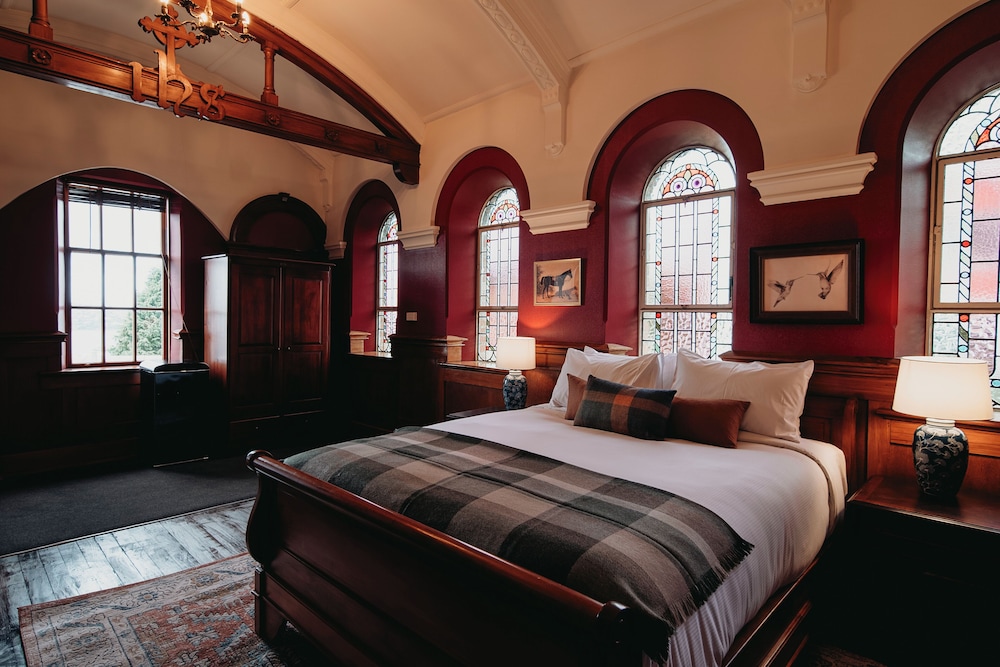 Superior Double Room, 1 King Bed, Harbor View
