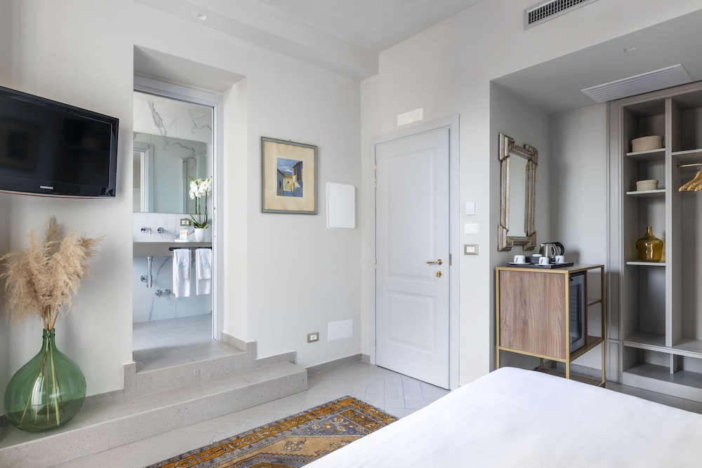 Dependance Classic Room, Garden View - Photo 2