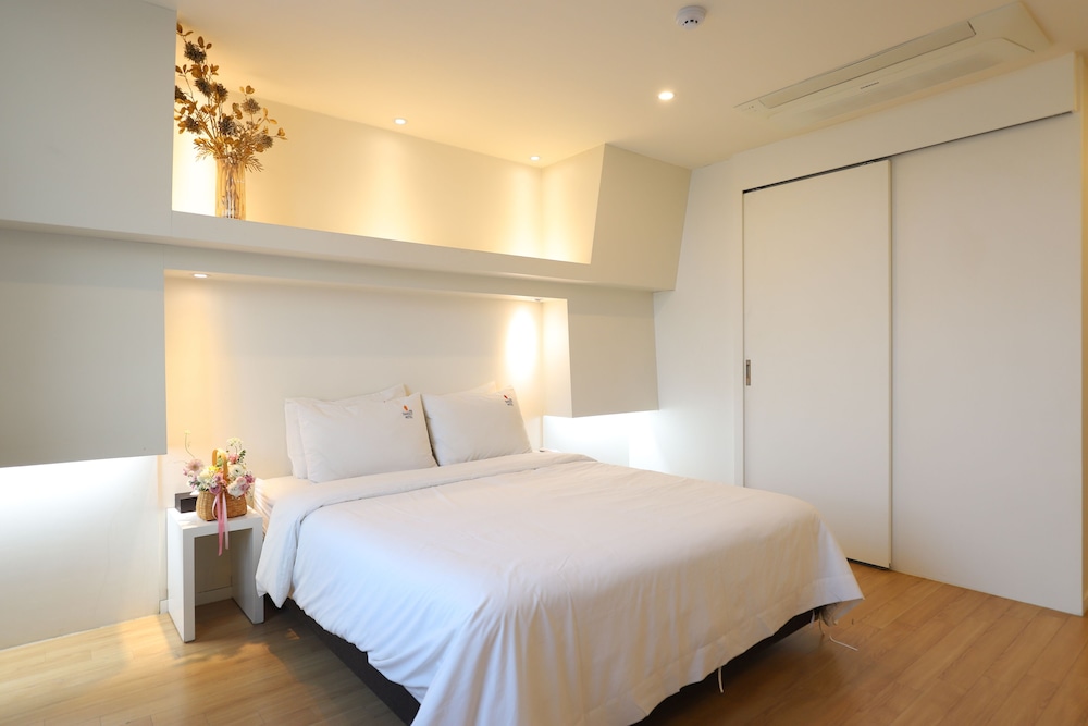 Signature River Double Room