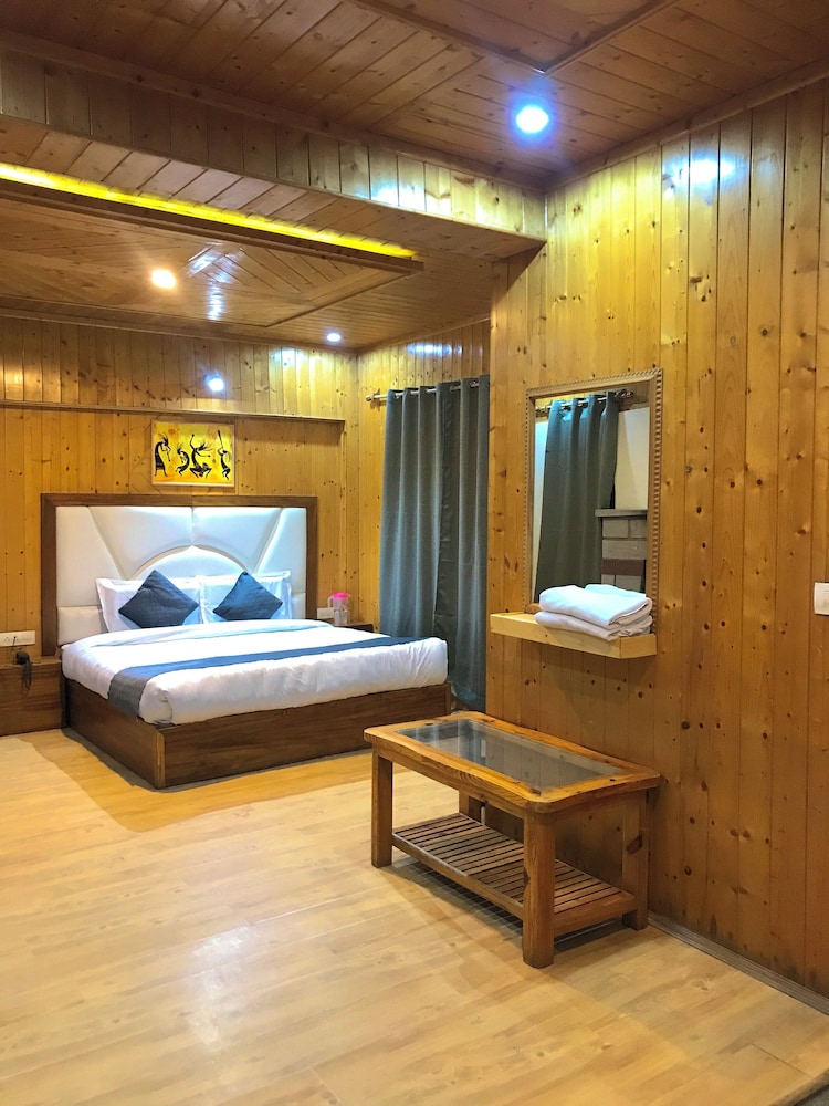Classic Double Room, River View