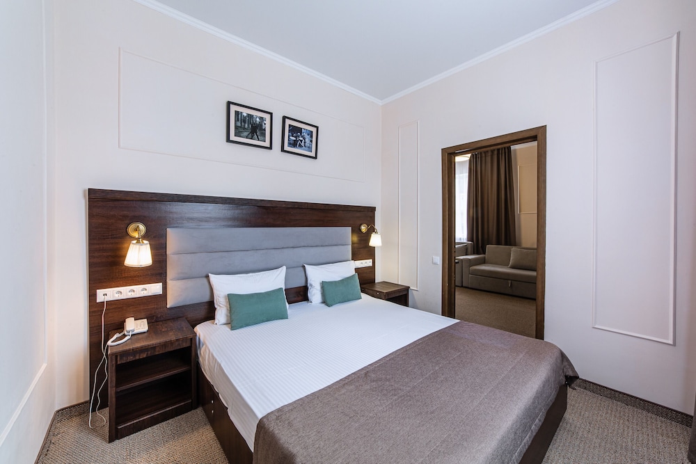 Family Suite (Economy, Mansard)