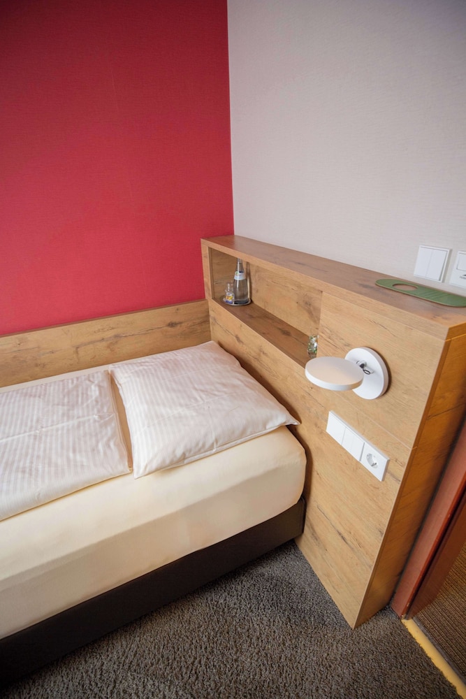 Economy Room, 1 Twin Bed photo 1