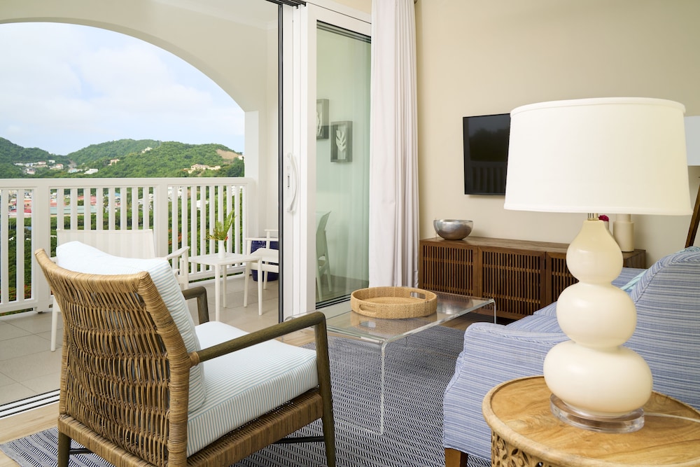 Studio Suite, 1 King Bed, Balcony, Sea View (cinnamon)