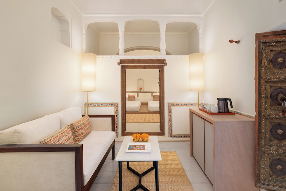 Superior Room, 1 King Bed