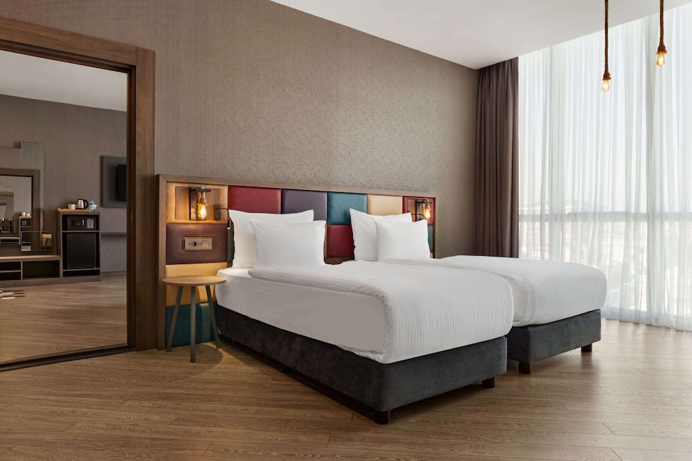 Room, 1 Twin Bed, Non Smoking, City View photo 2