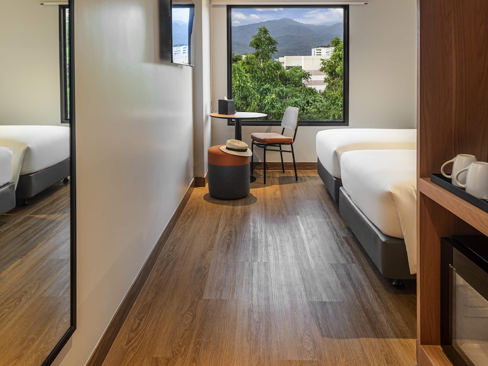 Standard Room, 2 Twin Beds, Mountainside - Photo 4