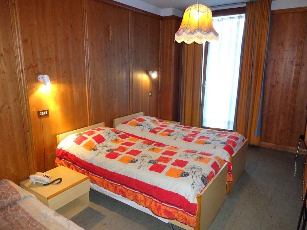 Double or Twin Room photo 1