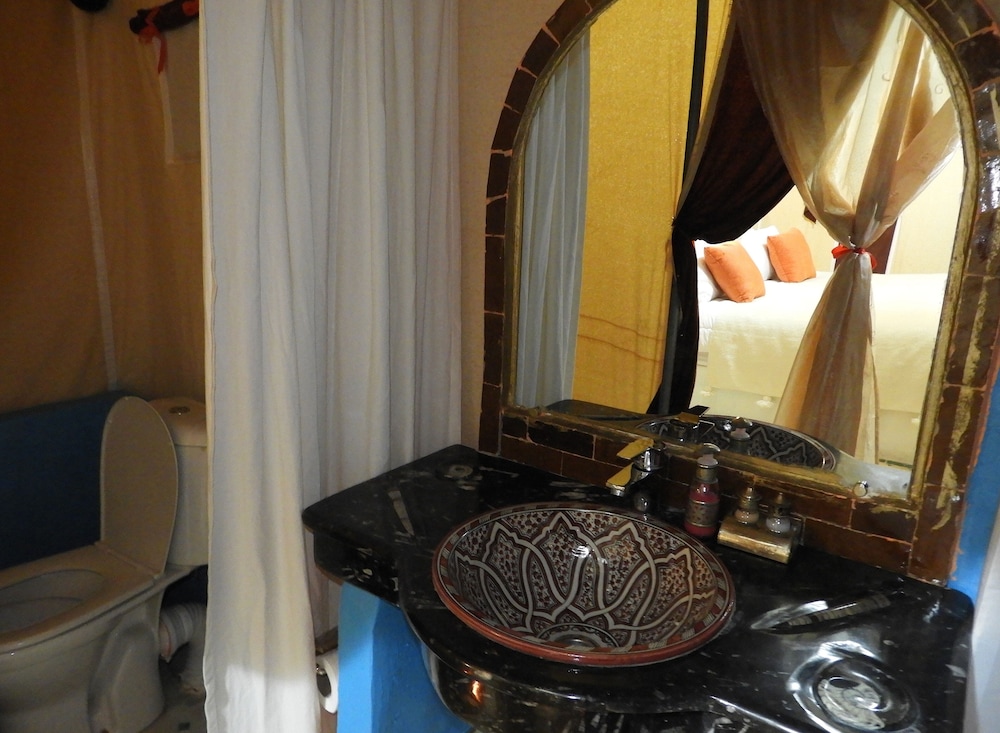 Royal Tent, Desert View photo 1