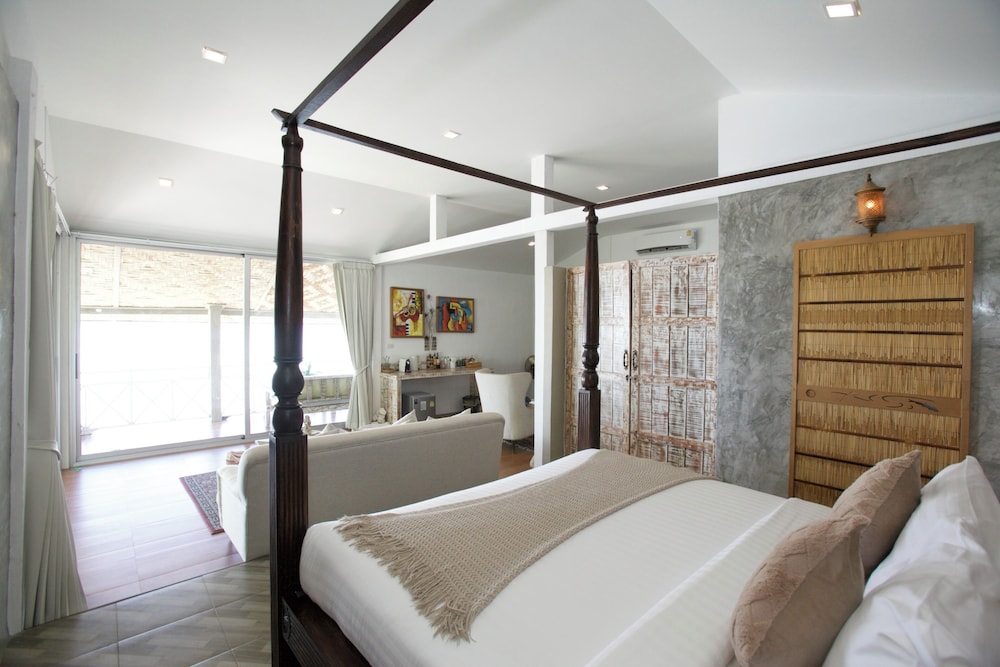 Oceanfront Pavilion - Photo 5