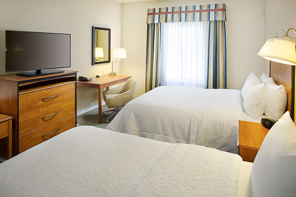 Room, 2 Queen Beds, Accessible, Non Smoking - Photo 1