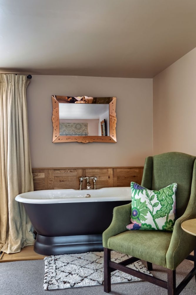 Luxury Room - Photo 3