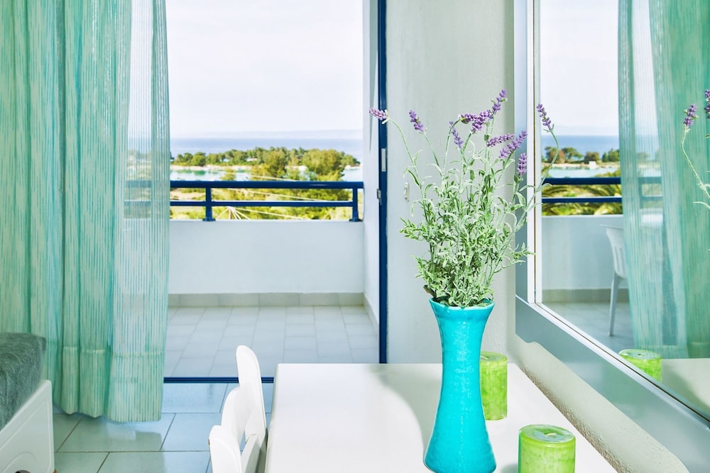 Double or Twin Room, Garden View photo 2
