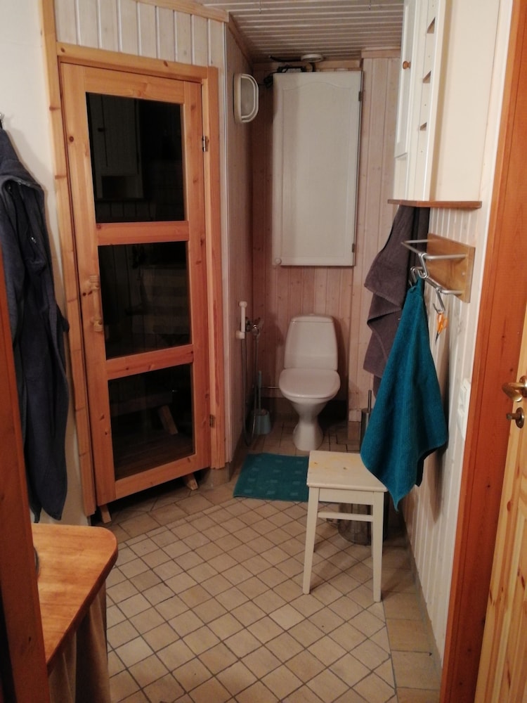 Cottage, 1 Bedroom, Sauna, Lake View photo 2