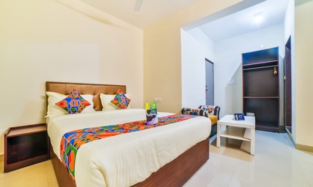 Executive Room - Photo 1