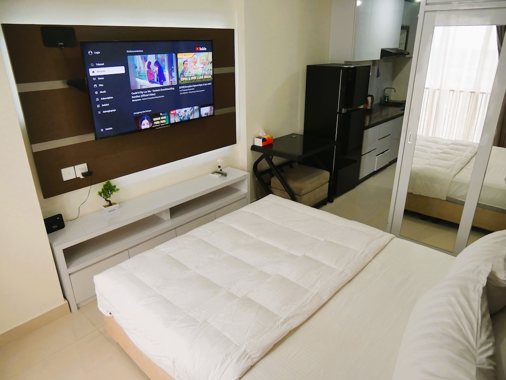 Classic Studio, 1 Queen Bed, Non Smoking photo 1