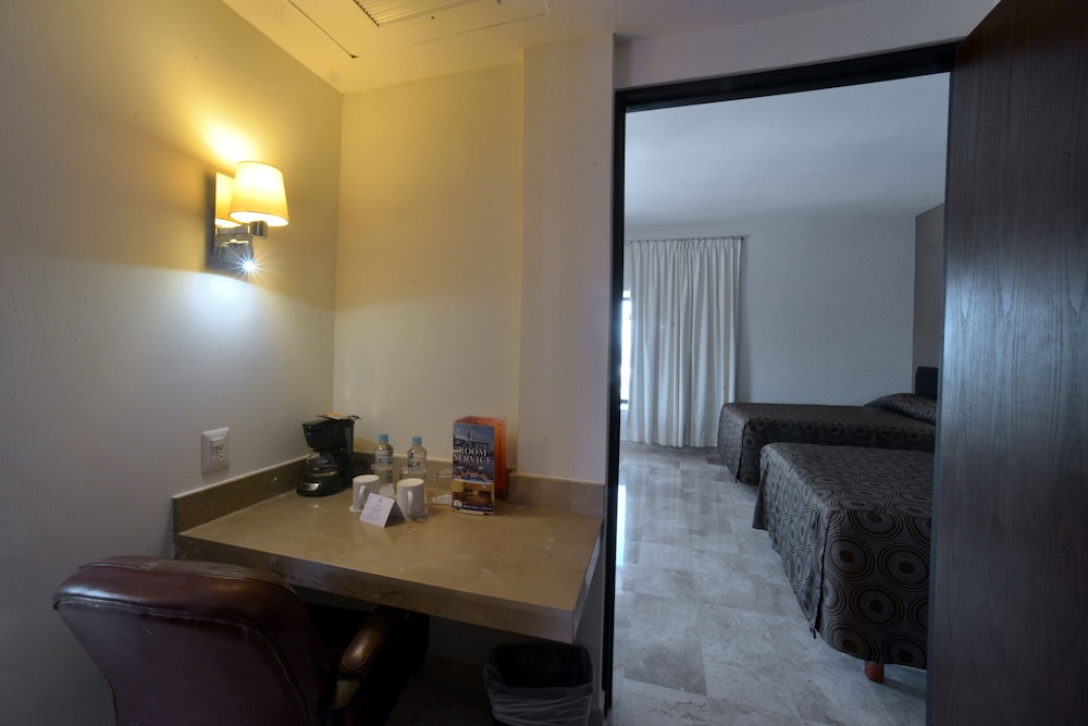 Superior Triple Room - Photo 5