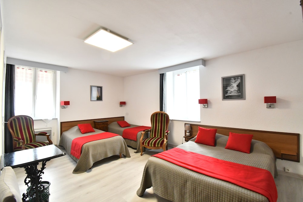Basic Quadruple Room