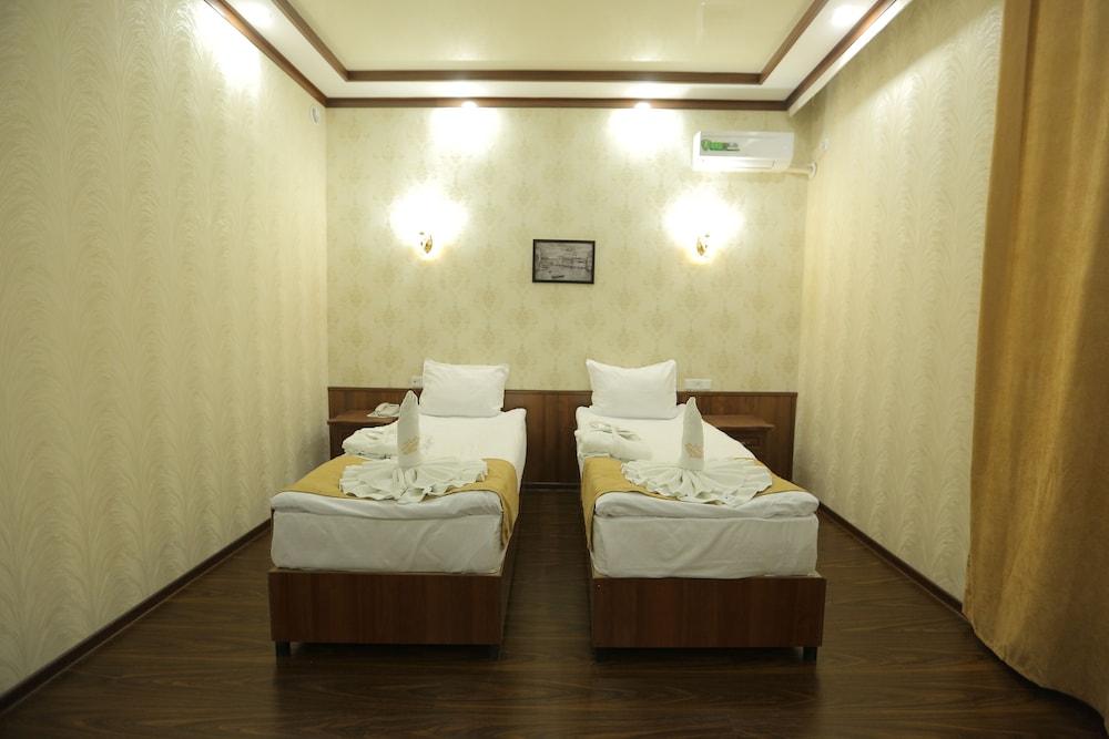 Standard Twin Room photo 1