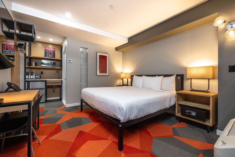 Room, 1 King Bed, Accessible, (Mobility, Hearing, Roll-in Shower) - Photo 6