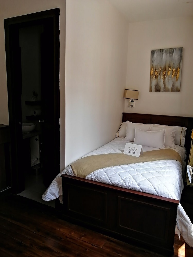 Junior Room, 1 Large Twin Bed