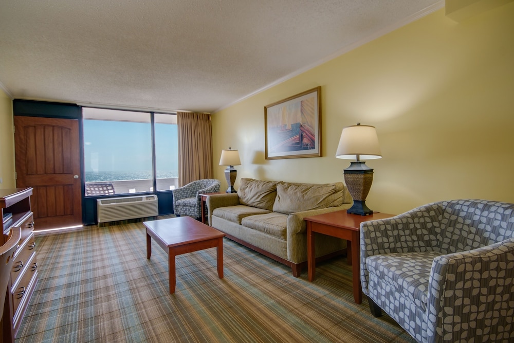 Suite, 1 Bedroom, Kitchen (Castle North with Balcony) photo 3