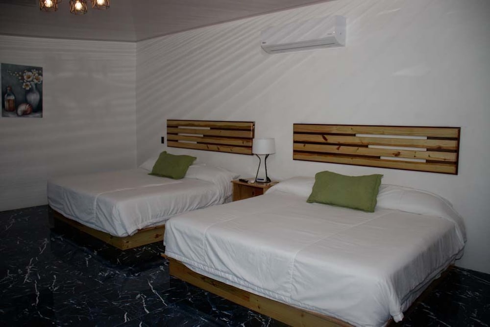 Luxury Studio Suite, Ocean View photo 1