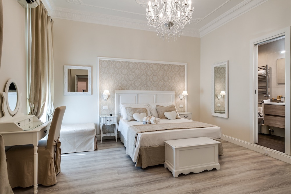 Standard Room photo 1