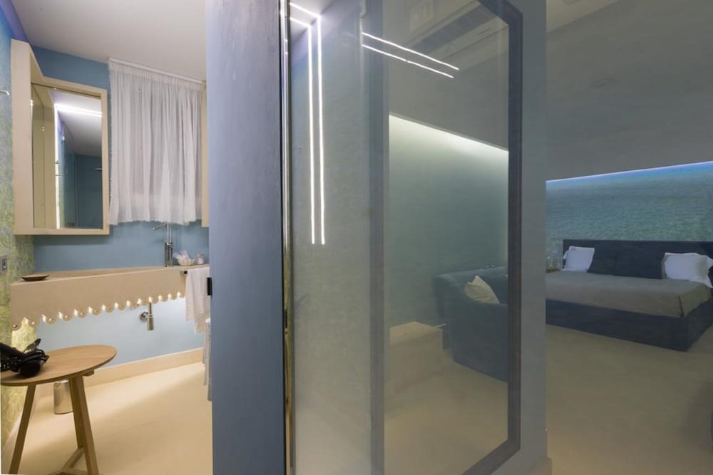 Junior Double Room, Patio photo 2