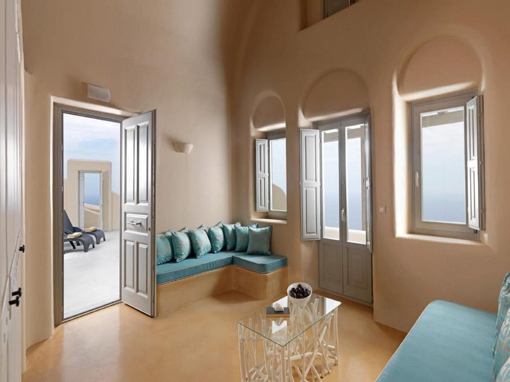 Honeymoon Suite, Jetted Tub