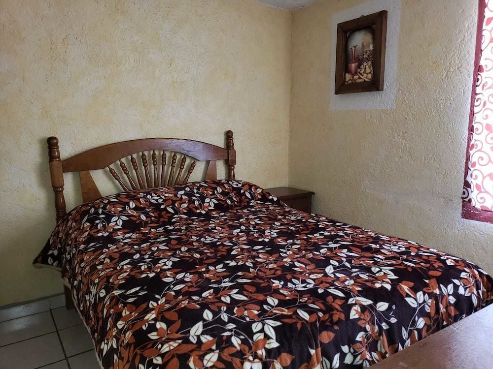 Double Room, Multiple Beds 1 photo 2