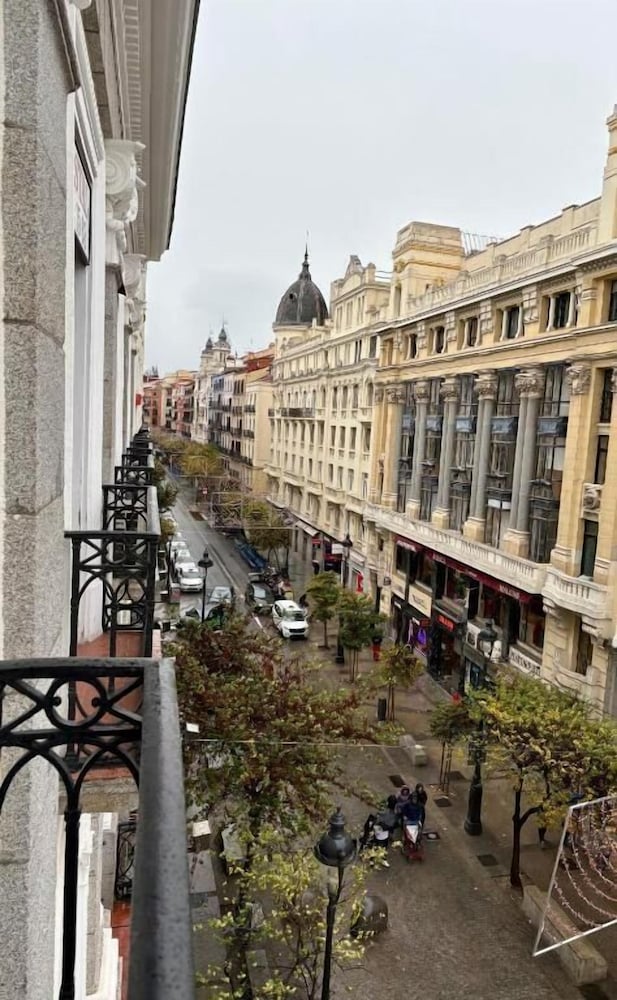 Habitación Familiar, Vista a la Ciudad