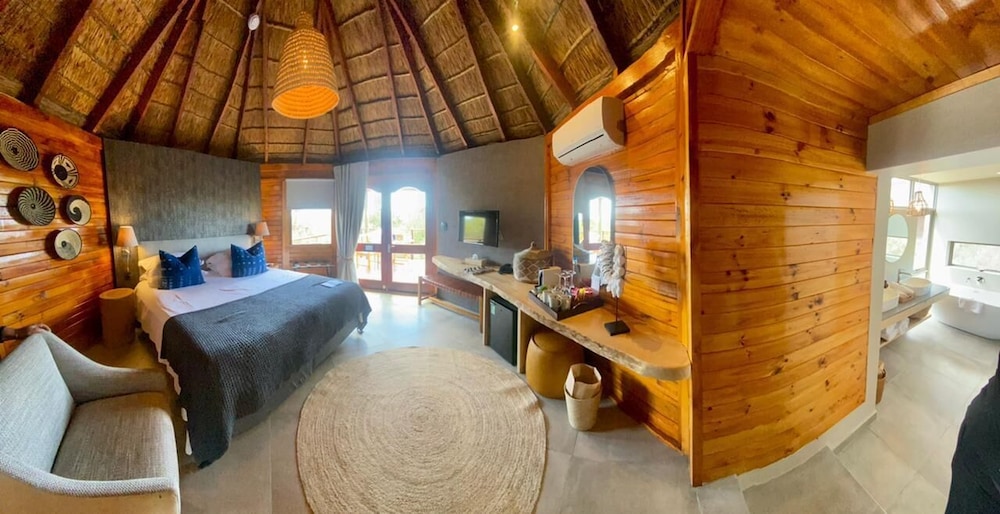 Deluxe Double or Twin Room, 1 Bedroom, Mountain View photo 2