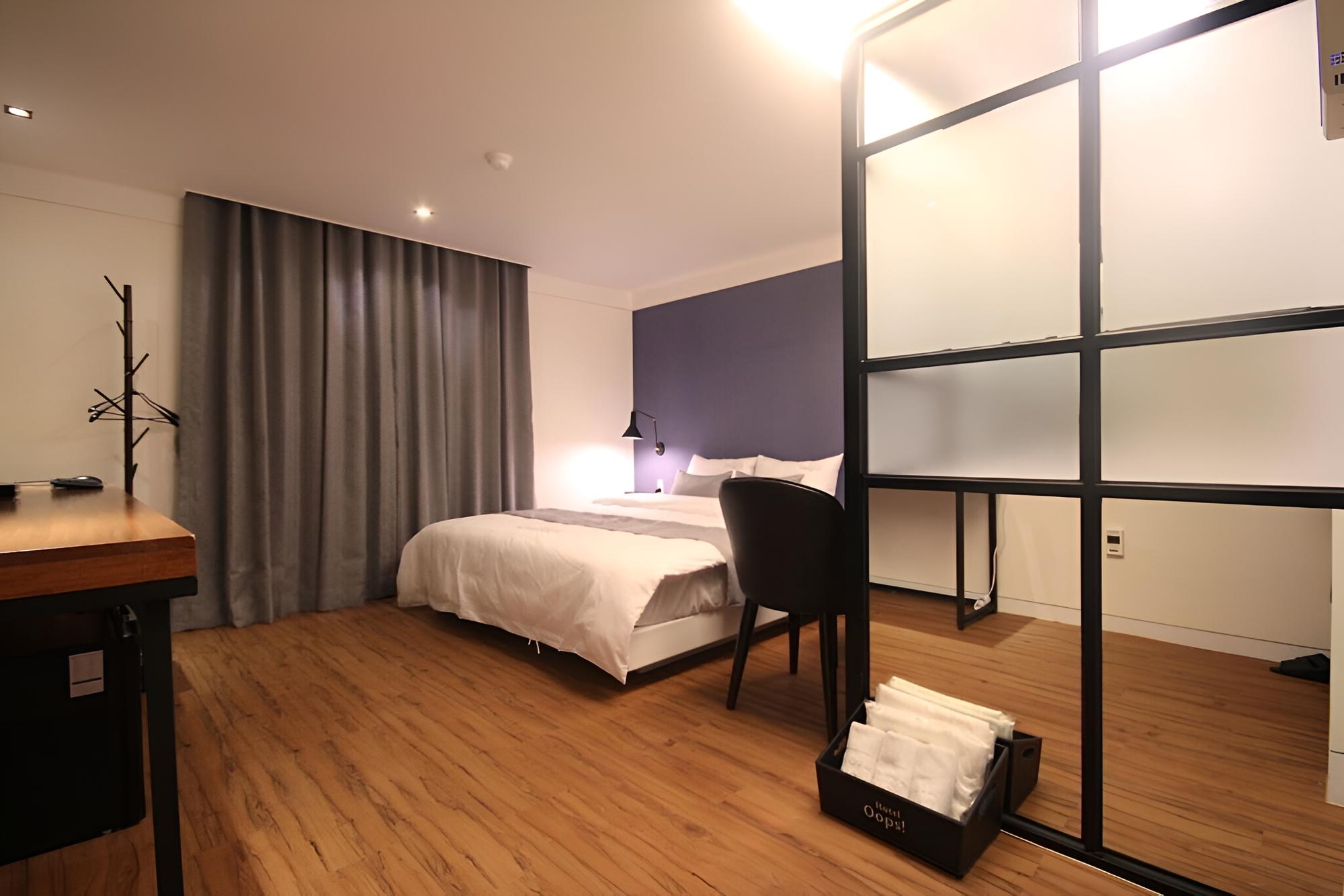 Room (Standard room) - Photo 1