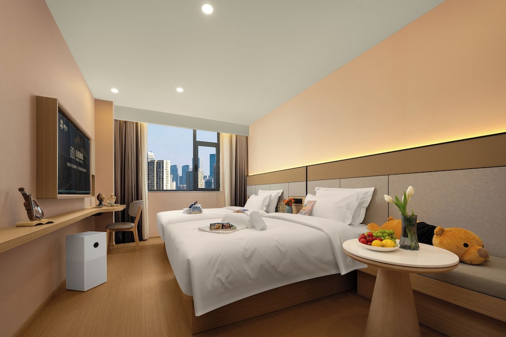 Superior Twin Room, Private Bathroom, City View
