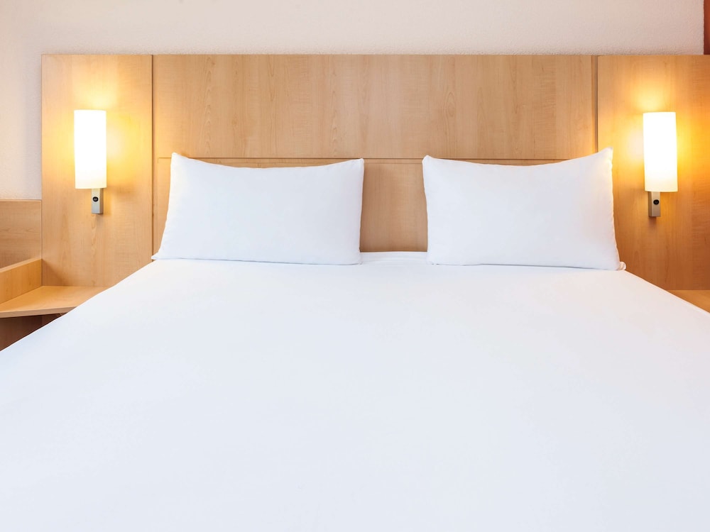Room, 1 Double Bed - Photo 4
