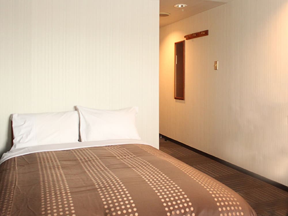 Deluxe Single Room (2 People, Bed Size 120 x 195cm) Non Smoking photo 2