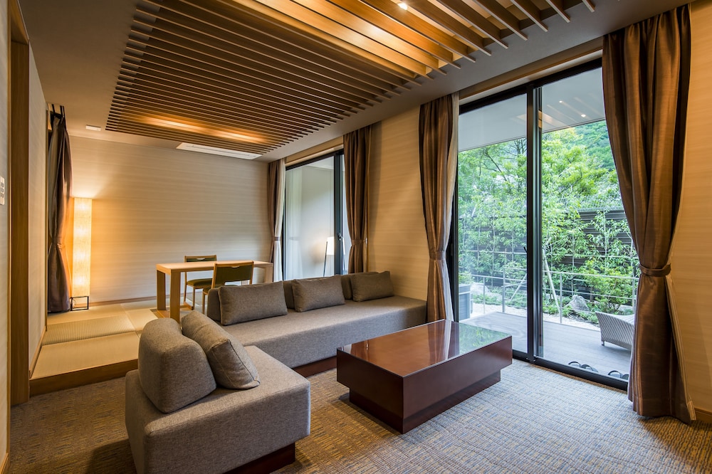 Terrace Suite JP-Western Room B, Annex (1F, Open Air Bath, Terrace)
