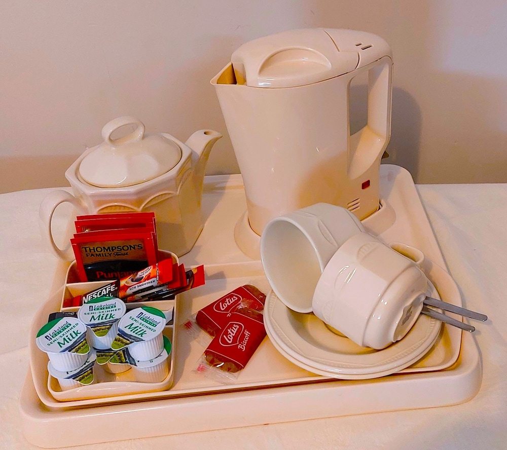 Double or Twin Room, Non Smoking - Photo 8