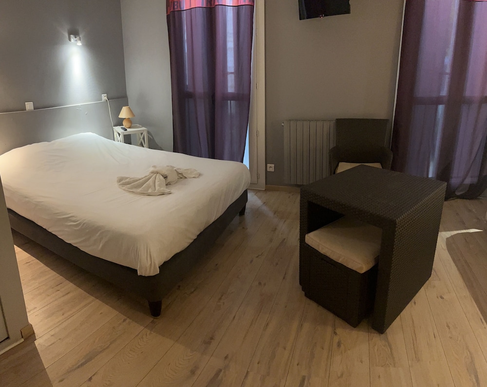 Comfort Room photo 2