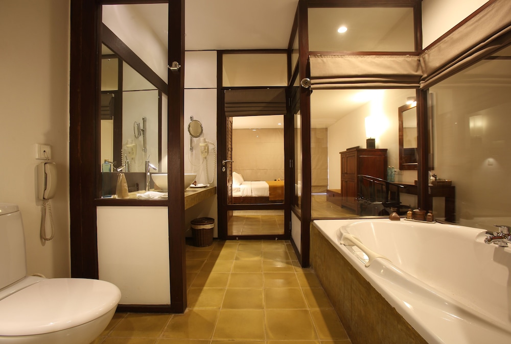 Deluxe Double Room with Sea view - Photo 2