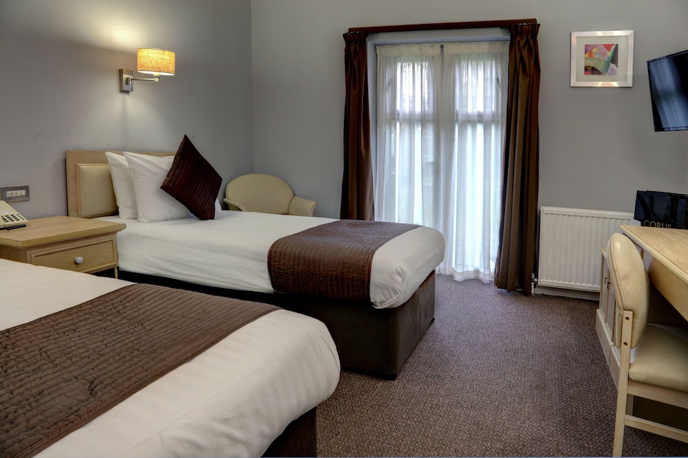 Standard Room, 1 King Bed photo 2