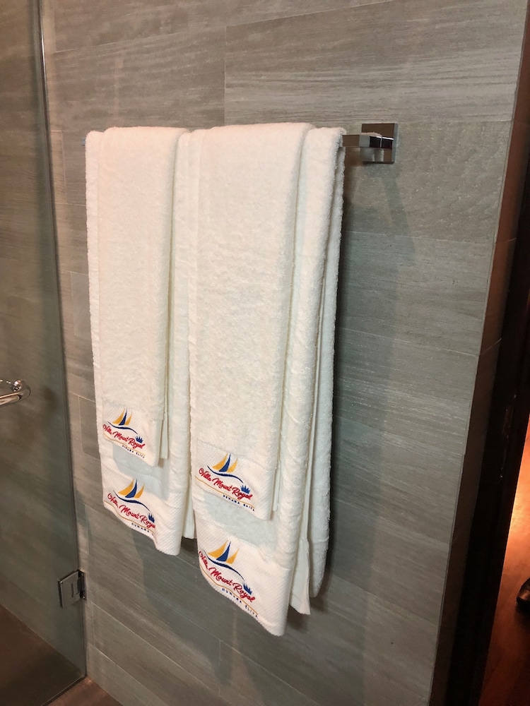 Deluxe Double Room, Private Bathroom, Mountain View photo 3