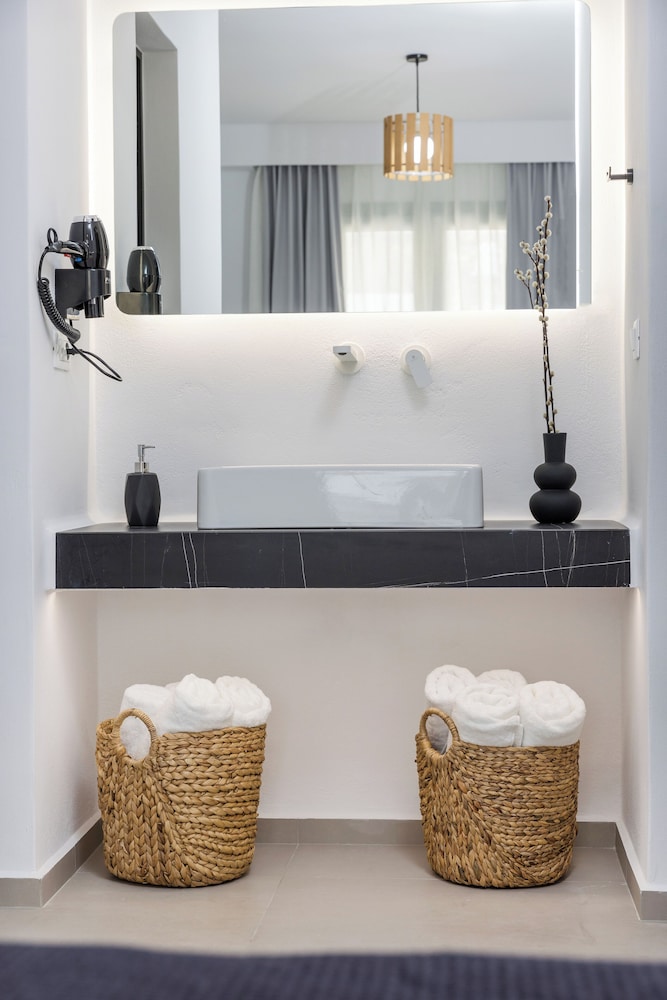 City Triple Room - Photo 13
