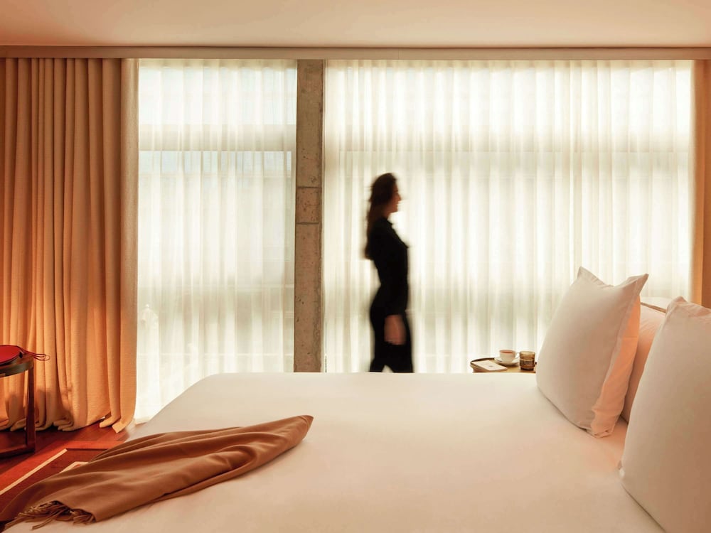 Mondrian Suite