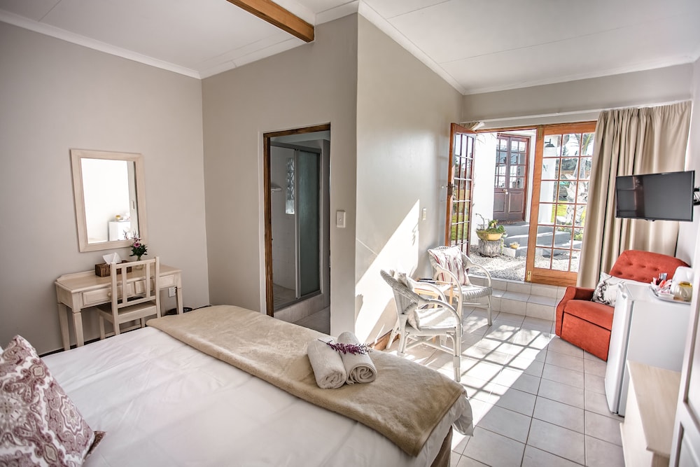 Sunbird Rooms photo 2